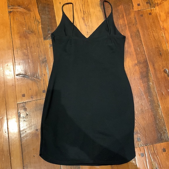 Little Black Dress - Mendocino Room Service Brand Size M - Picture 2 of 4